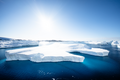 Tabulaire échoué Cimetière d’iceberg